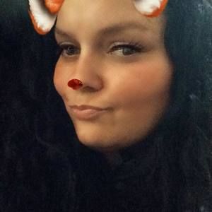 Meet your Posher, Nickie